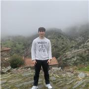 Soy profesor de boxeo y kick boxing y doy clases a cualquier nivel , niños , adultos , para cualquier persona